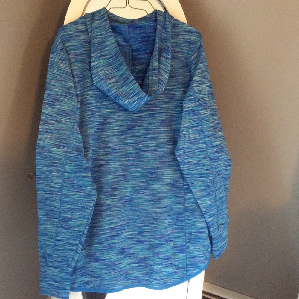 Pullover - Picture 2 of 3